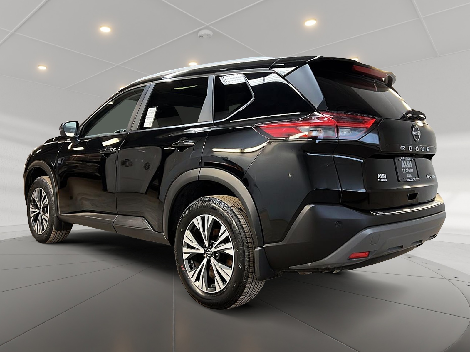 Nissan Rogue SV TOIT PANO 4RM 2023 — photo 6