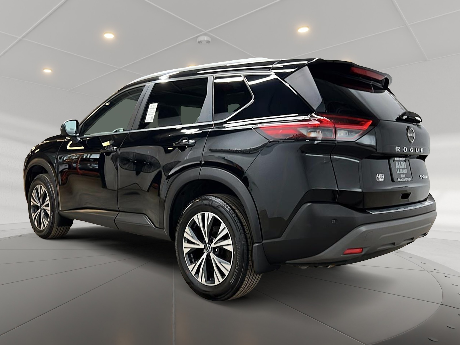 Nissan Rogue SV TOIT PANO 4RM 2023 — photo 6