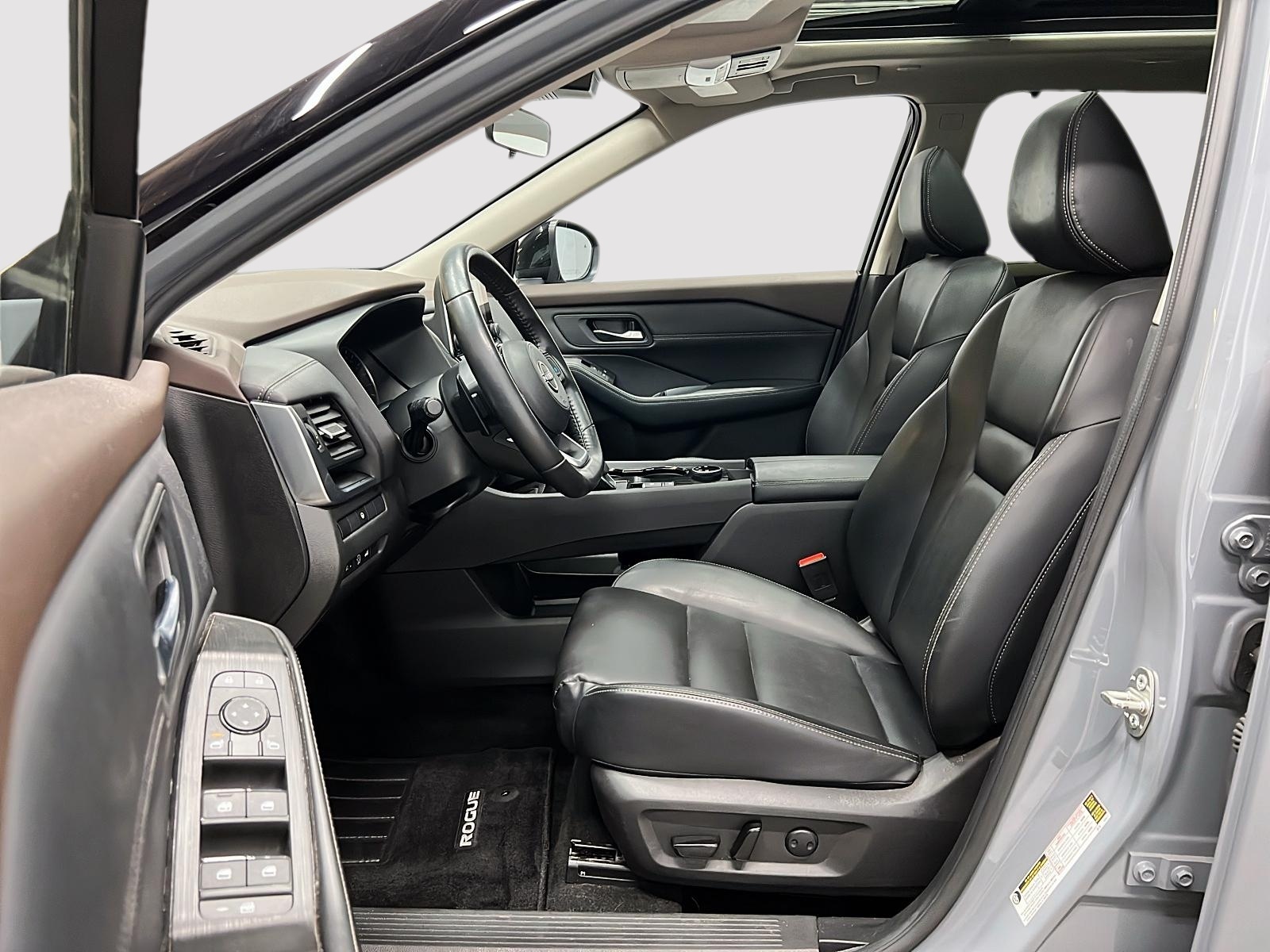 Nissan Rogue SV MIDNIGHT CUIR TOIT PANO 4RM 2023 — photo 7