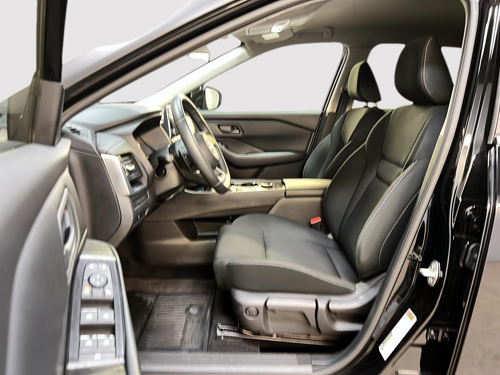 Nissan Rogue S 4RM 2024 — photo 7