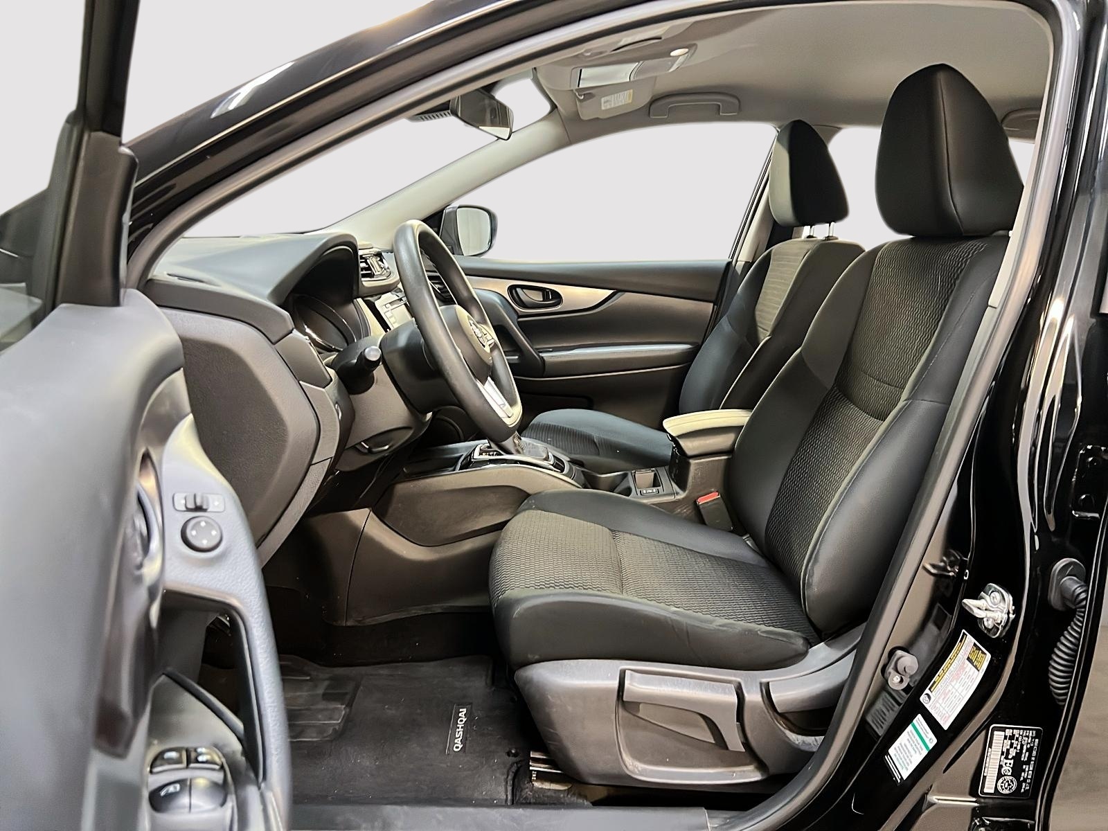 Nissan Qashqai S 4RM 2023 — photo 7