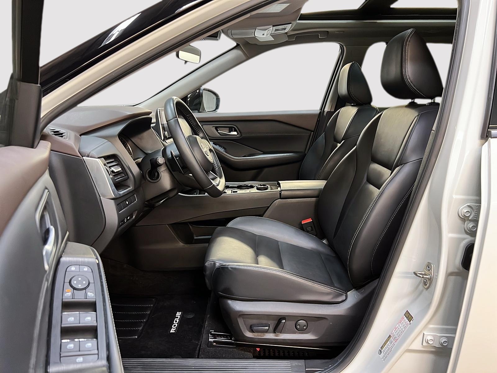 Nissan Rogue SV MIDNIGHT CUIR TOIT PANO 4RM 2023 — photo 7