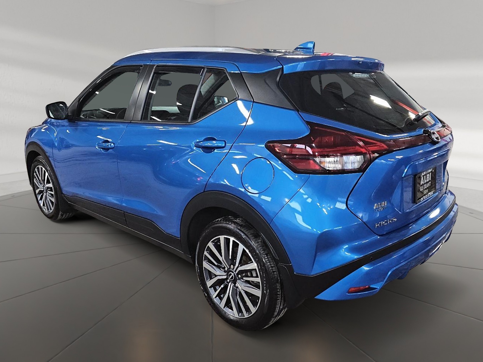 Nissan KICKS PLAY SV 2025 — photo 6