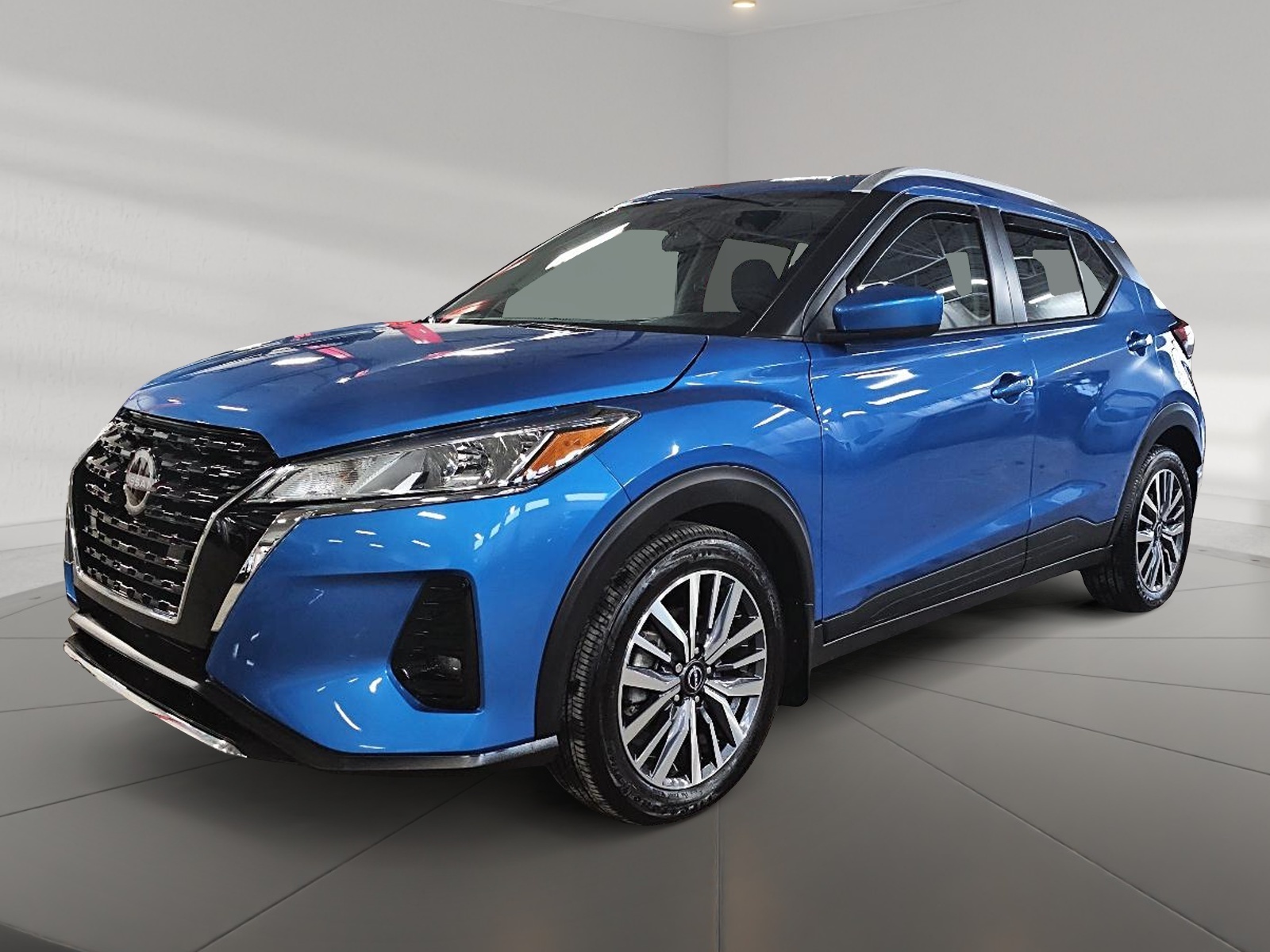 Nissan KICKS PLAY SV 2025