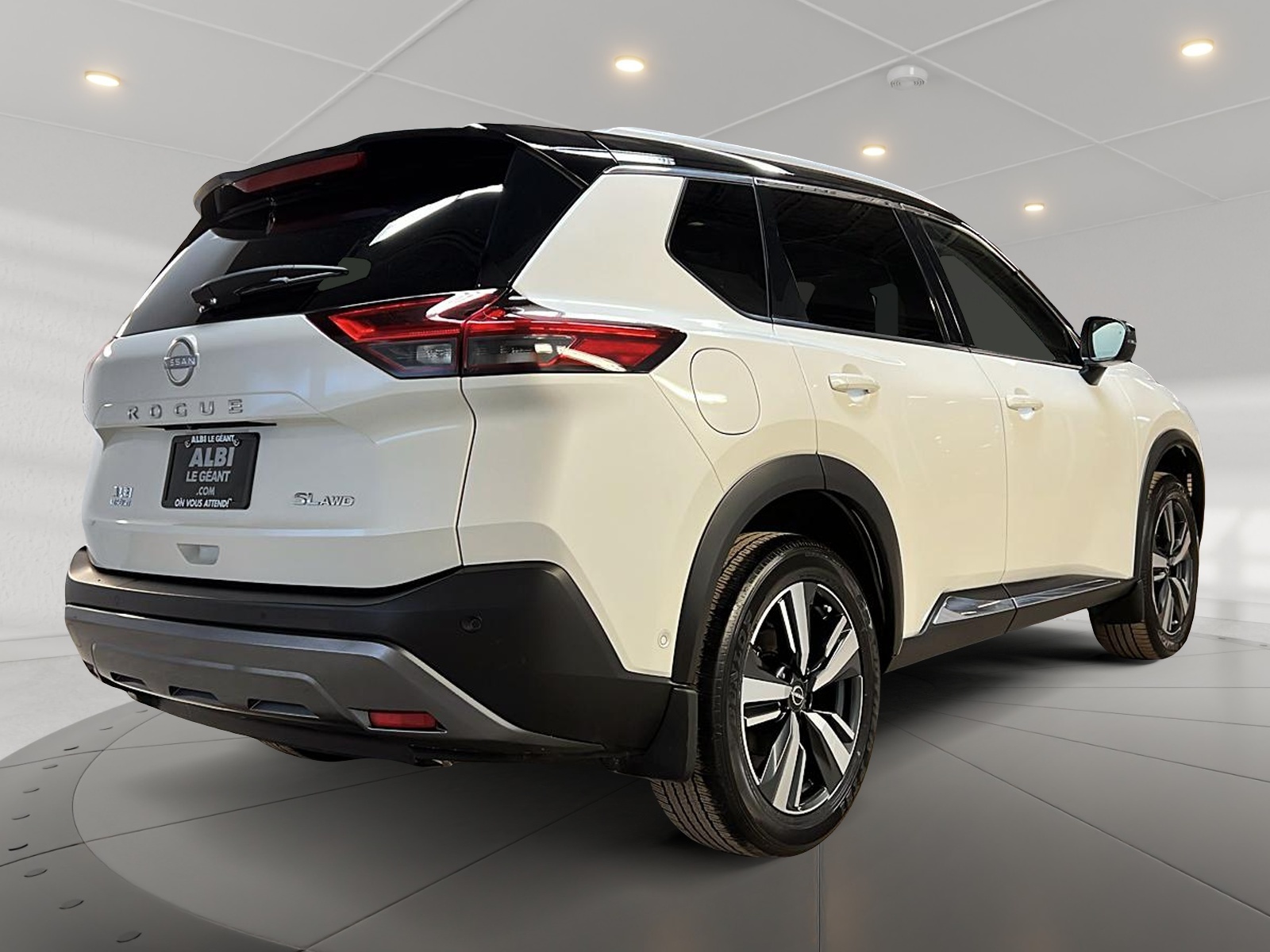 Nissan Rogue SL CUIR TOIT PANO NAV 4RM 2023 — photo 4