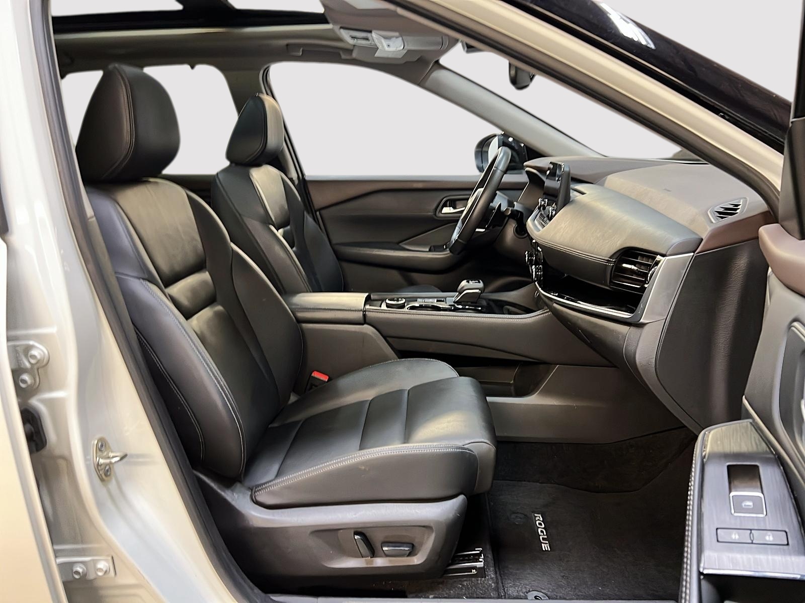 Nissan Rogue SL CUIR TOIT PANO NAV 4RM 2023 — photo 8