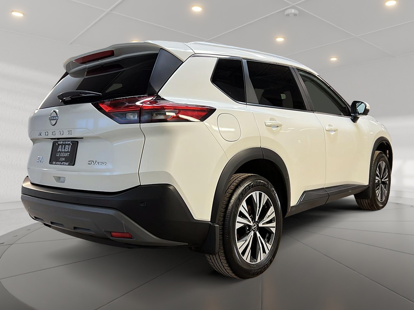 Nissan Rogue SV TOIT PANO 4RM 2023 — photo 4