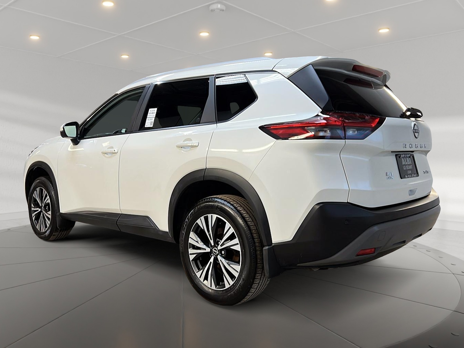 Nissan Rogue SV TOIT PANO 4RM 2023 — photo 6