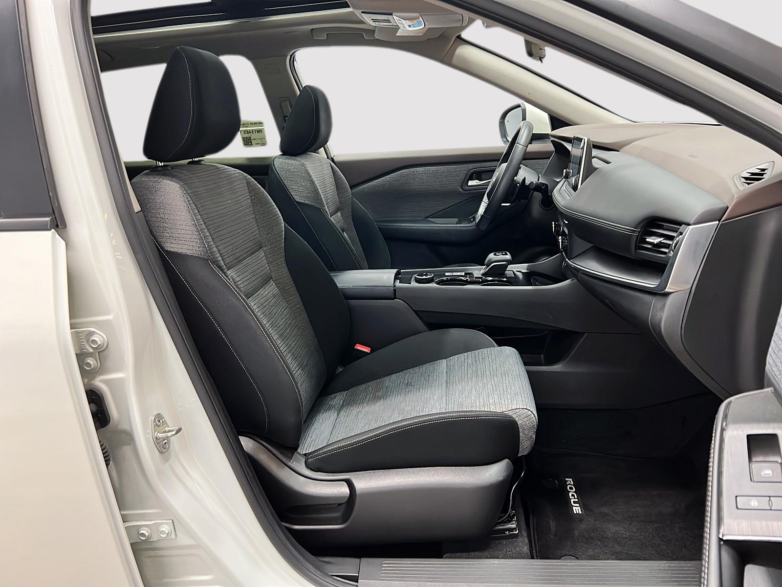 Nissan Rogue SV TOIT PANO 4RM 2023 — photo 8