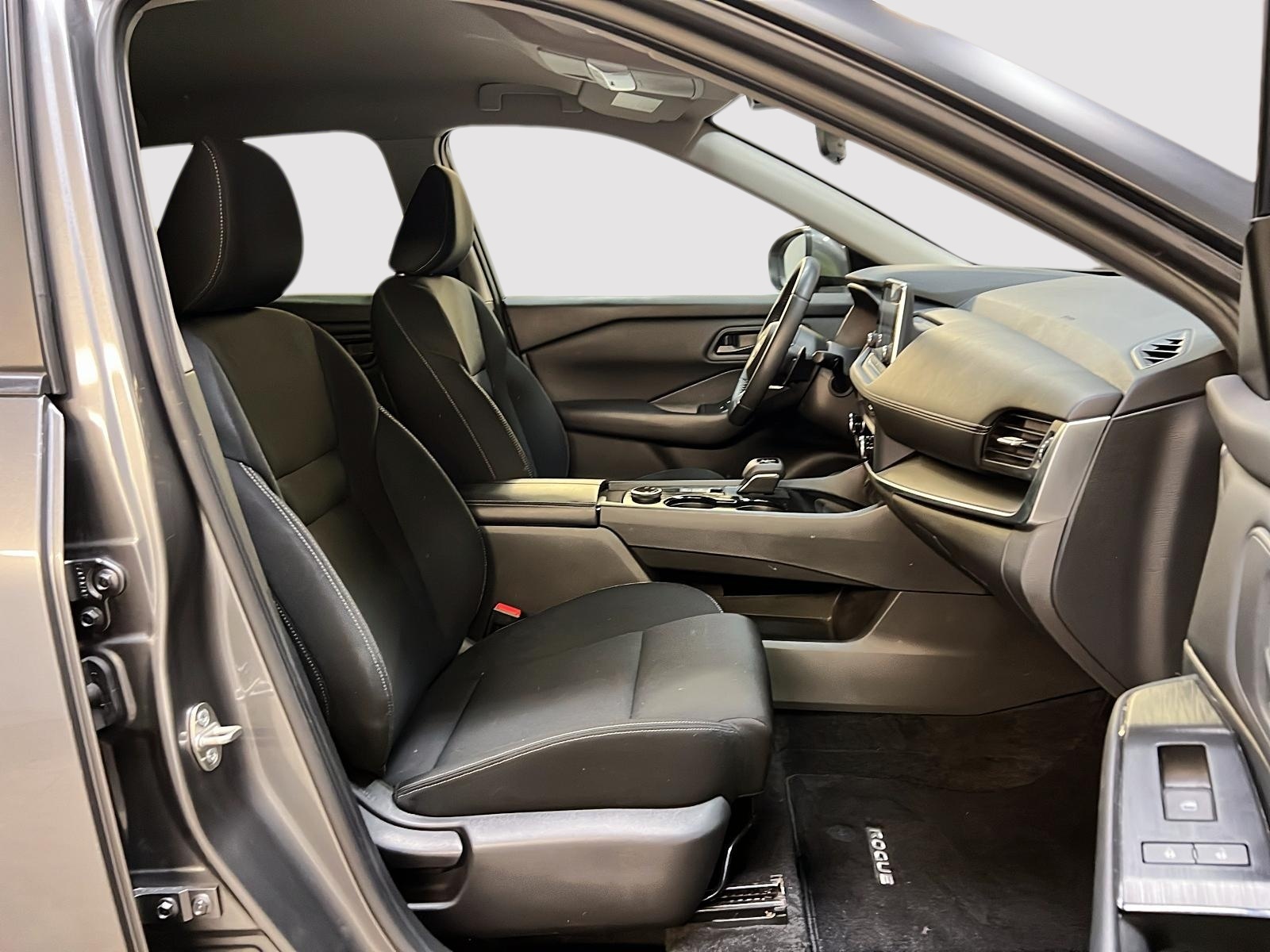 Nissan Rogue S 4RM 2024 — photo 8