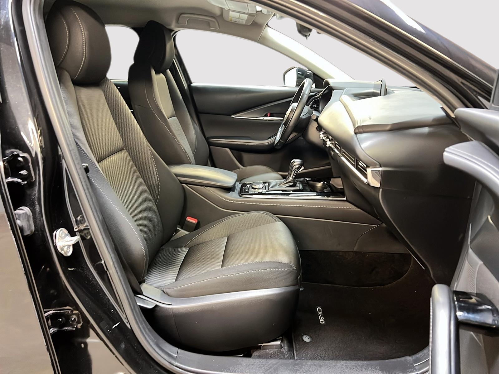 Mazda CX-30 GS 4RM 2024 — photo 8