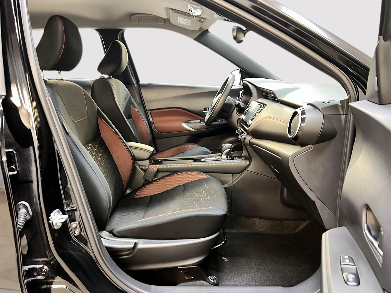 Nissan Kicks SR 2024 — photo 8