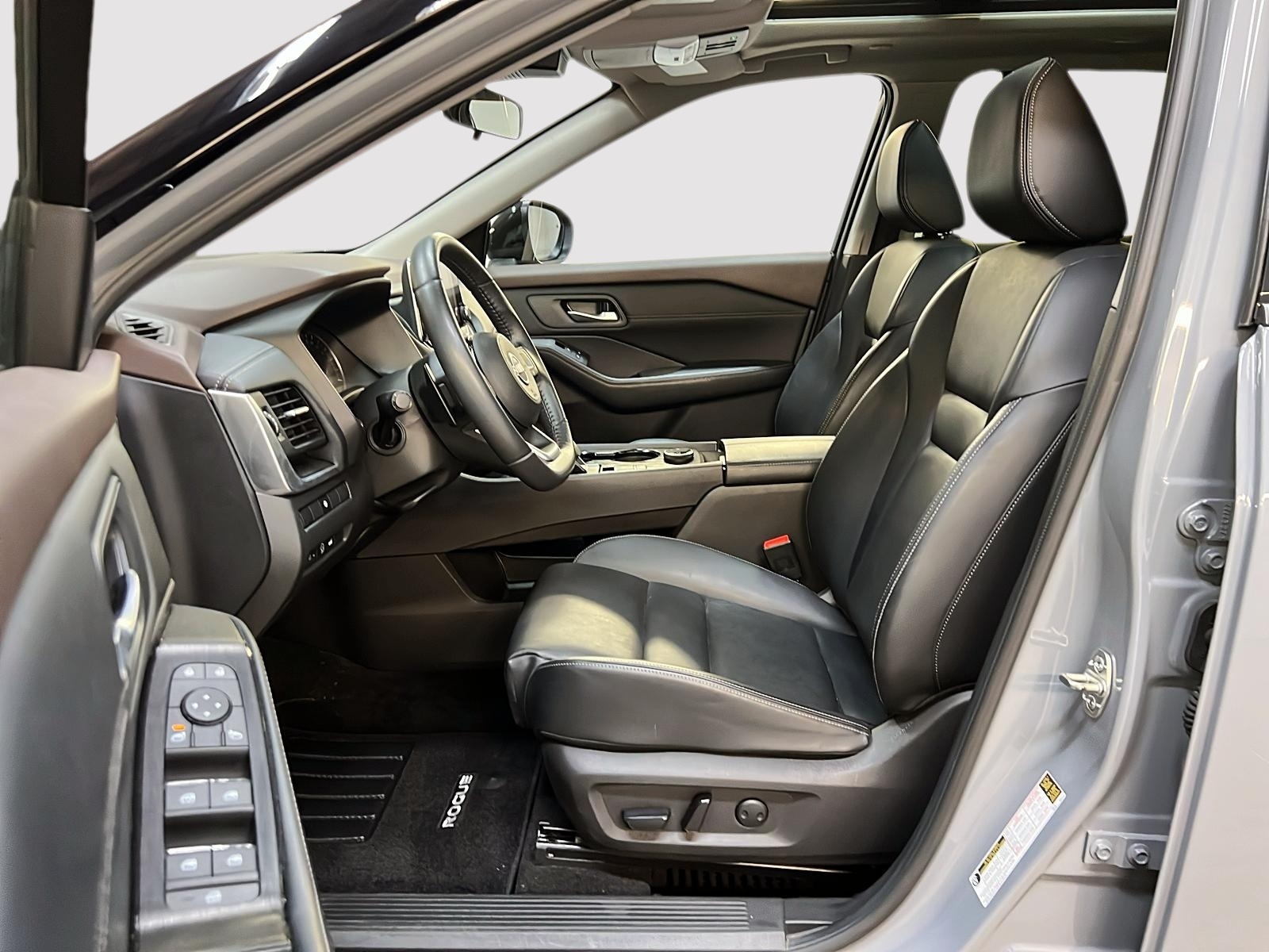 Nissan Rogue SV MIDNIGHT CUIR TOIT PANO 4RM 2023 — photo 7