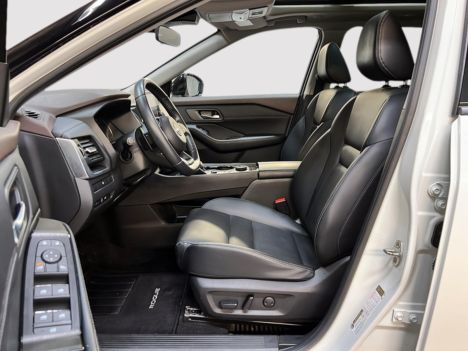 Nissan Rogue SV MIDNIGHT CUIR TOIT PANO 4RM 2023 — photo 7