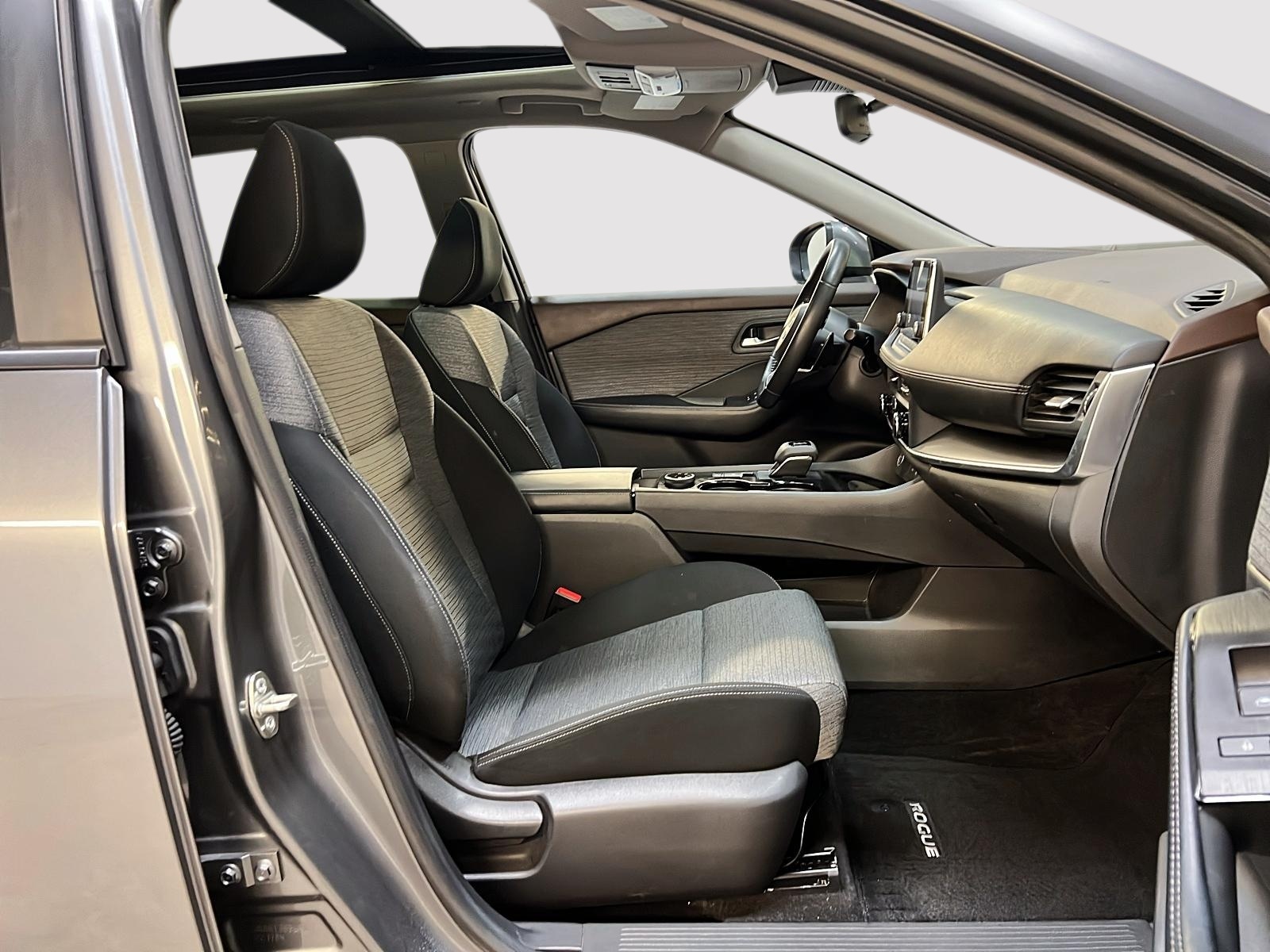 Nissan Rogue SV TOIT PANO 4RM 2023 — photo 8