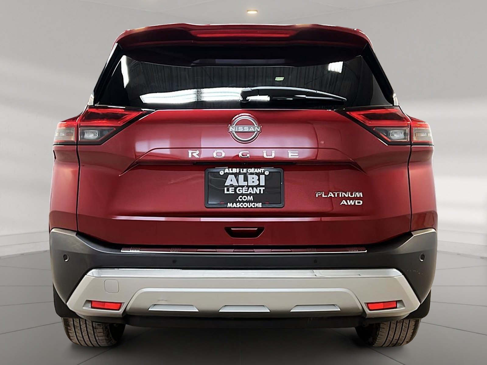 Nissan Rogue PLATINUM CUIR TOIT PANO NAV 4RM 2023 — photo 5