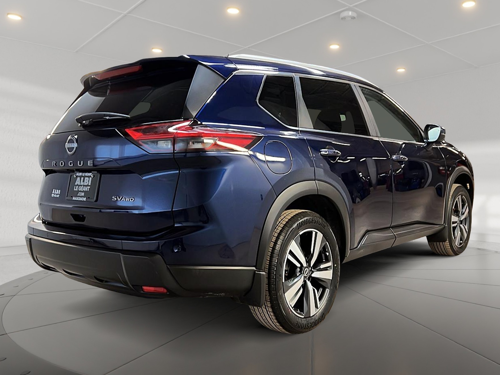 Nissan Rogue SV PREMIUM TOIT PANO 4RM 2024 — photo 4