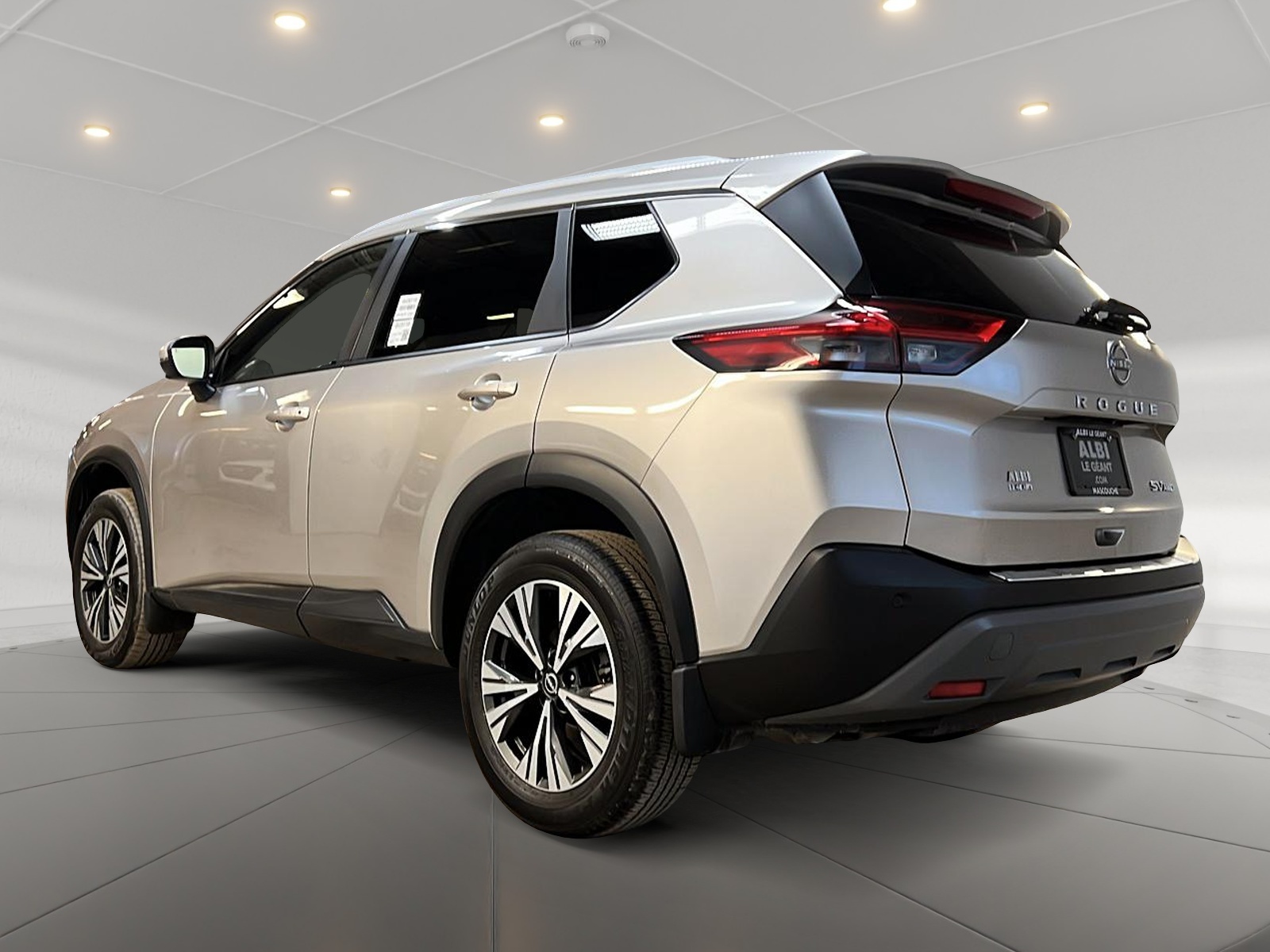 Nissan Rogue SV TOIT PANO 4RM 2023 — photo 6