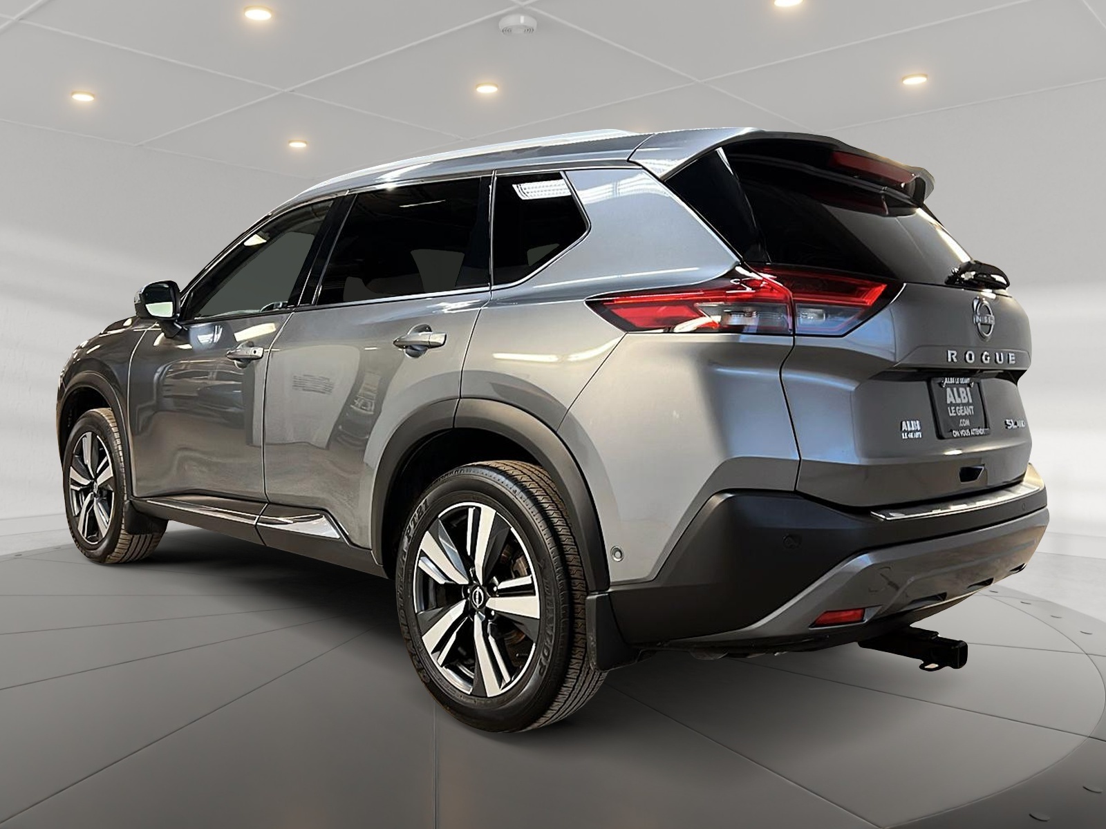 Nissan Rogue SL CUIR TOIT PANO NAV 4RM 2023 — photo 6