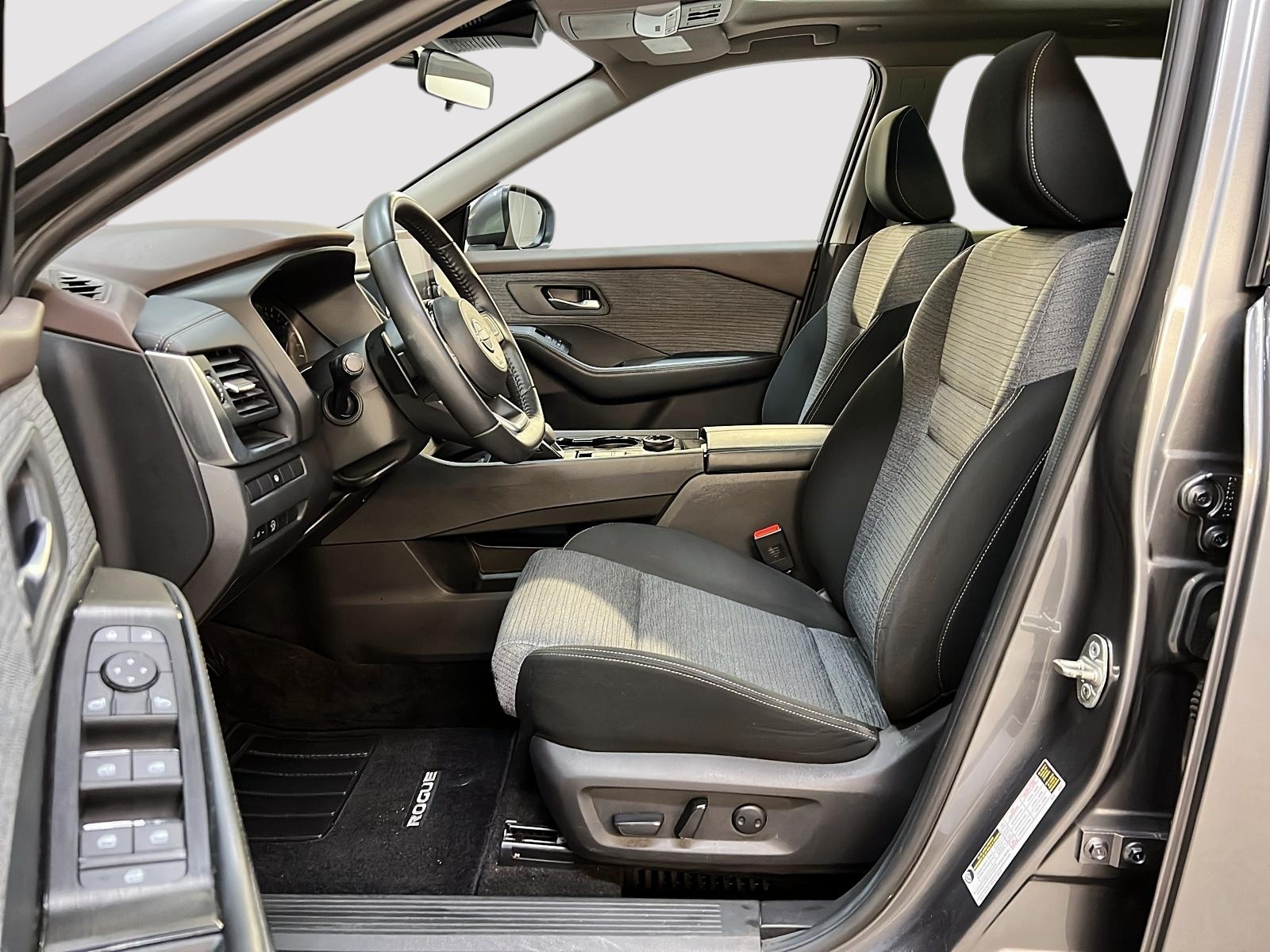 Nissan Rogue SV TOIT PANO 4RM 2023 — photo 7