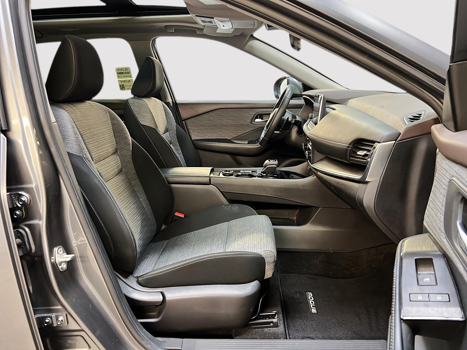 Nissan Rogue SV TOIT PANO 4RM 2023 — photo 8