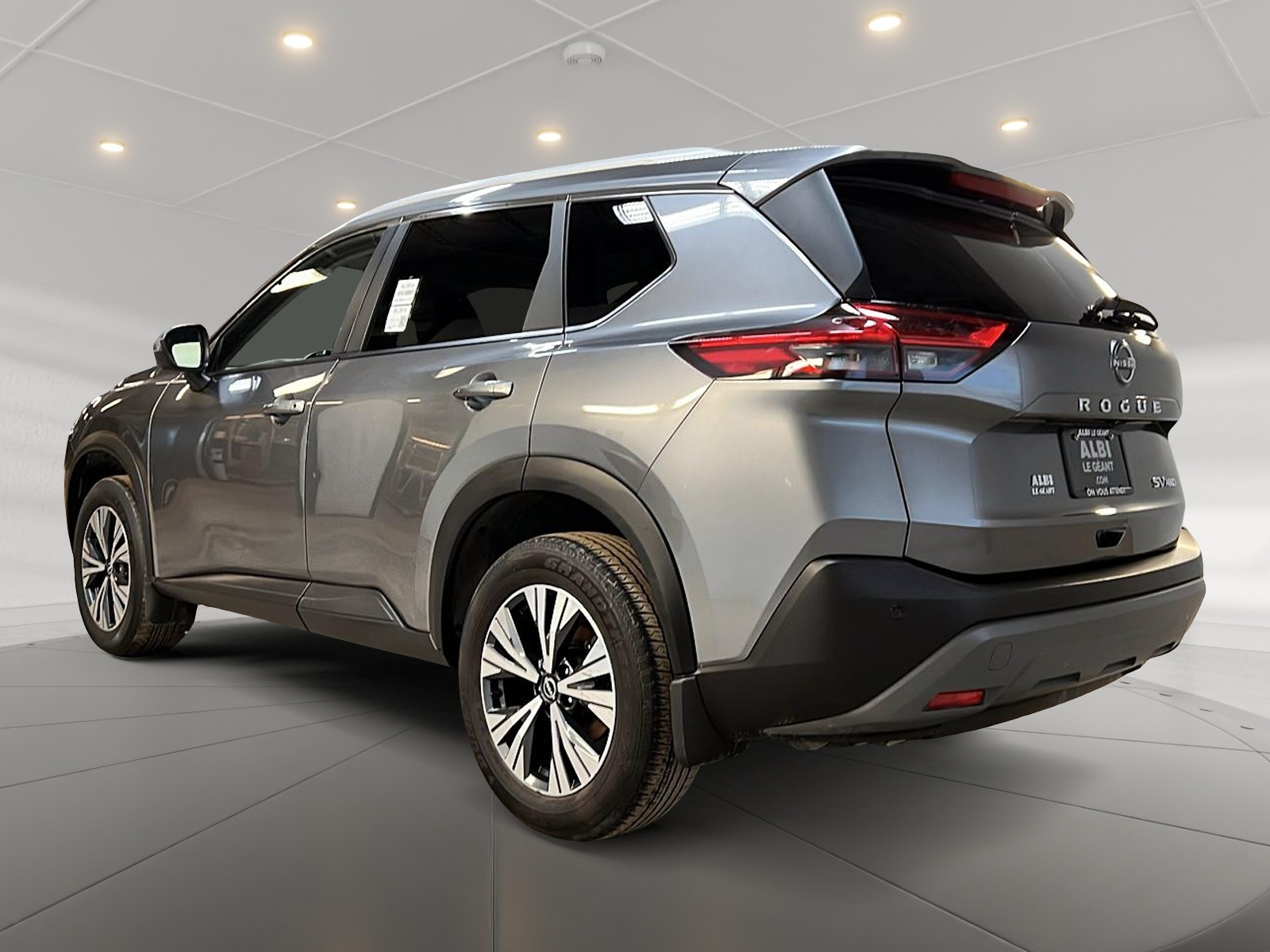 Nissan Rogue SV TOIT PANO 4RM 2023 — photo 6