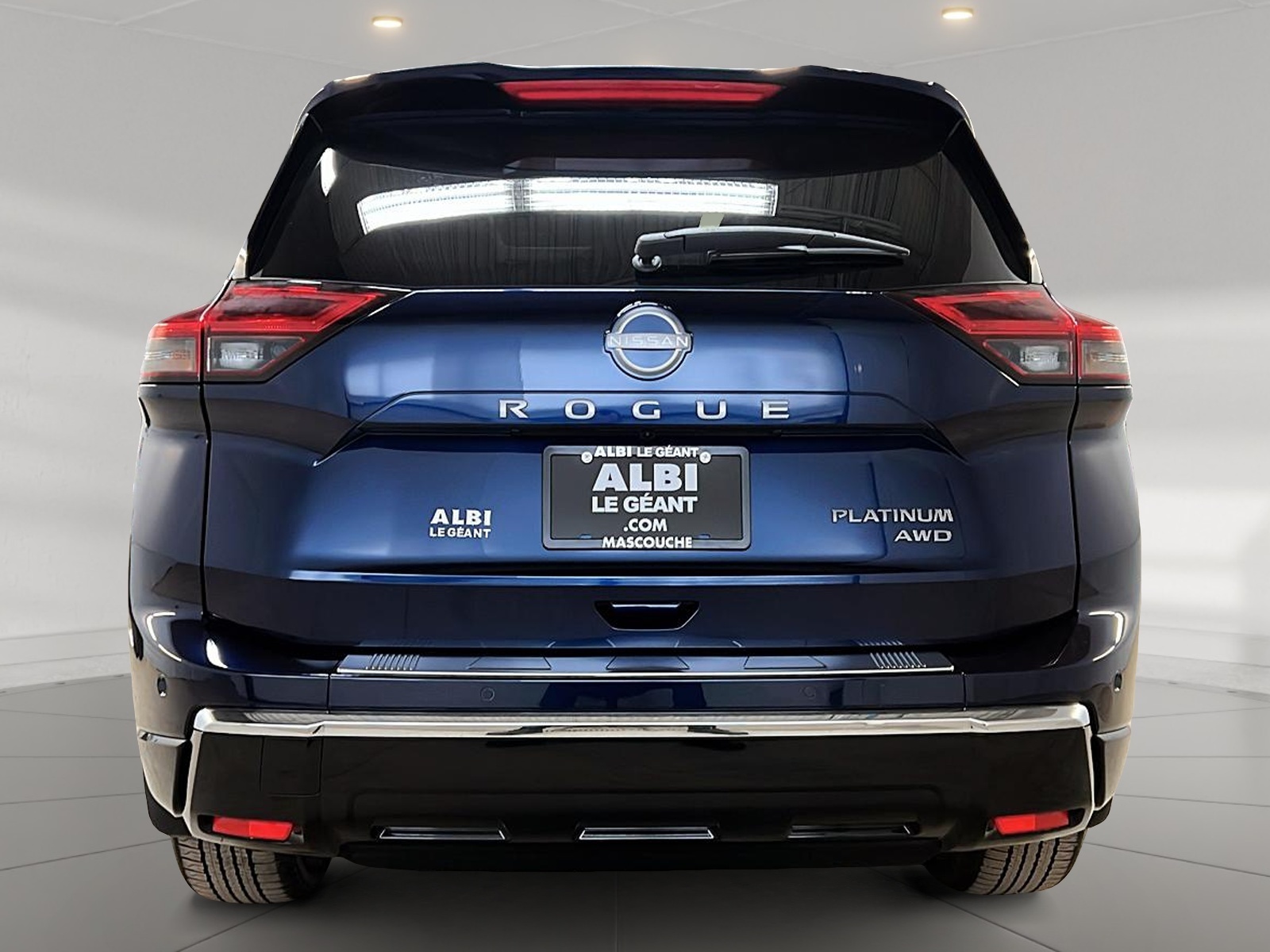Nissan Rogue PLATINUM CUIR TOIT PANO NAV 4RM 2025 — photo 5