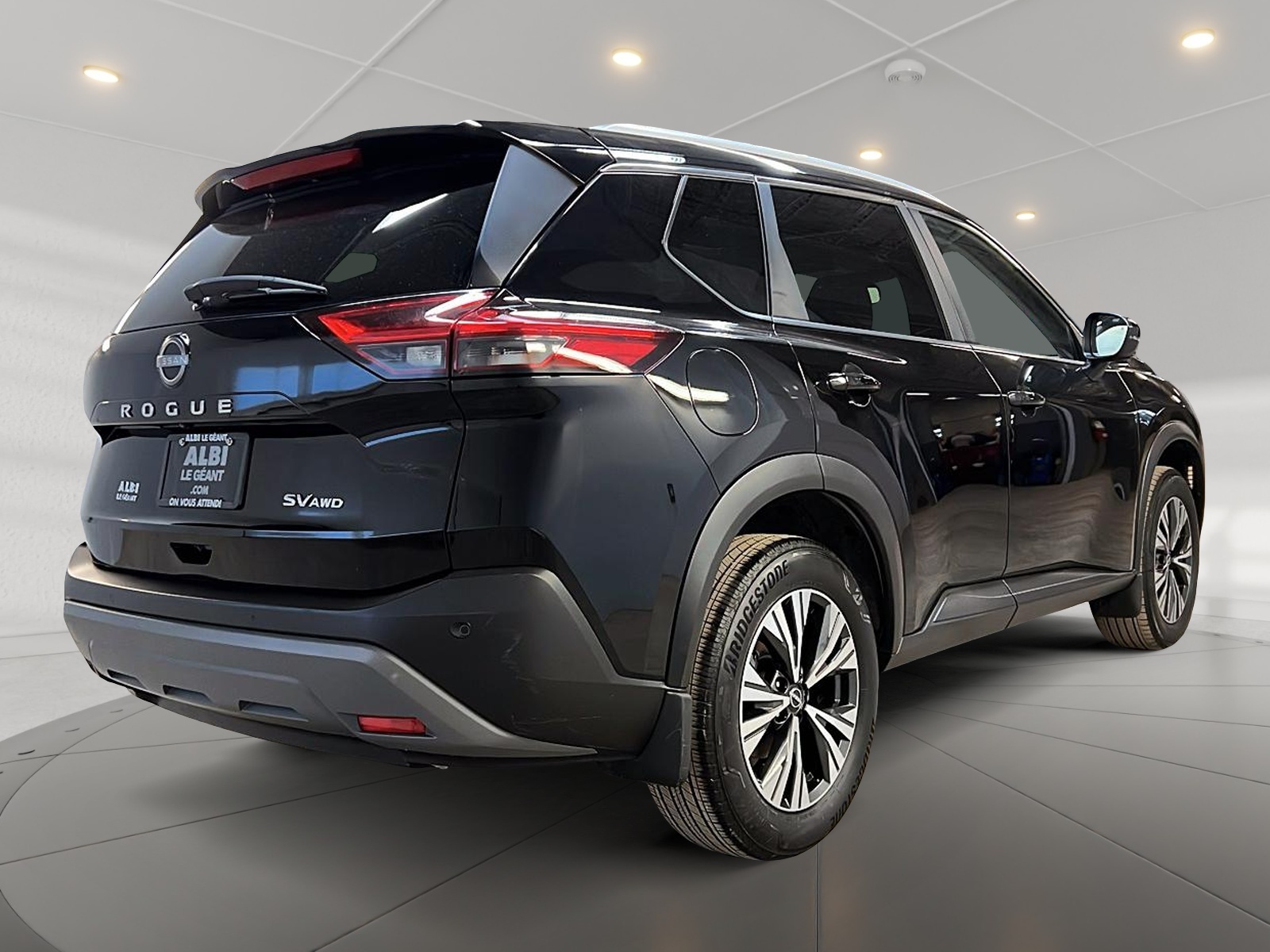 Nissan Rogue SV TOIT PANO 4RM 2023 — photo 4