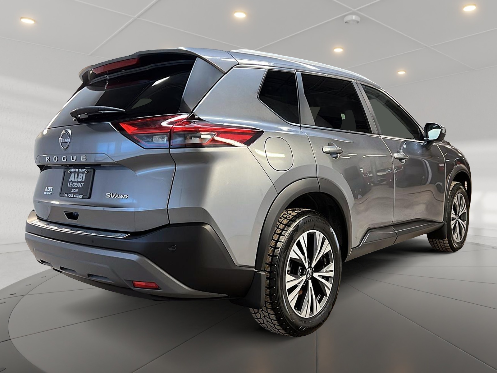 Nissan Rogue SV TOIT PANO 4RM 2023 — photo 4