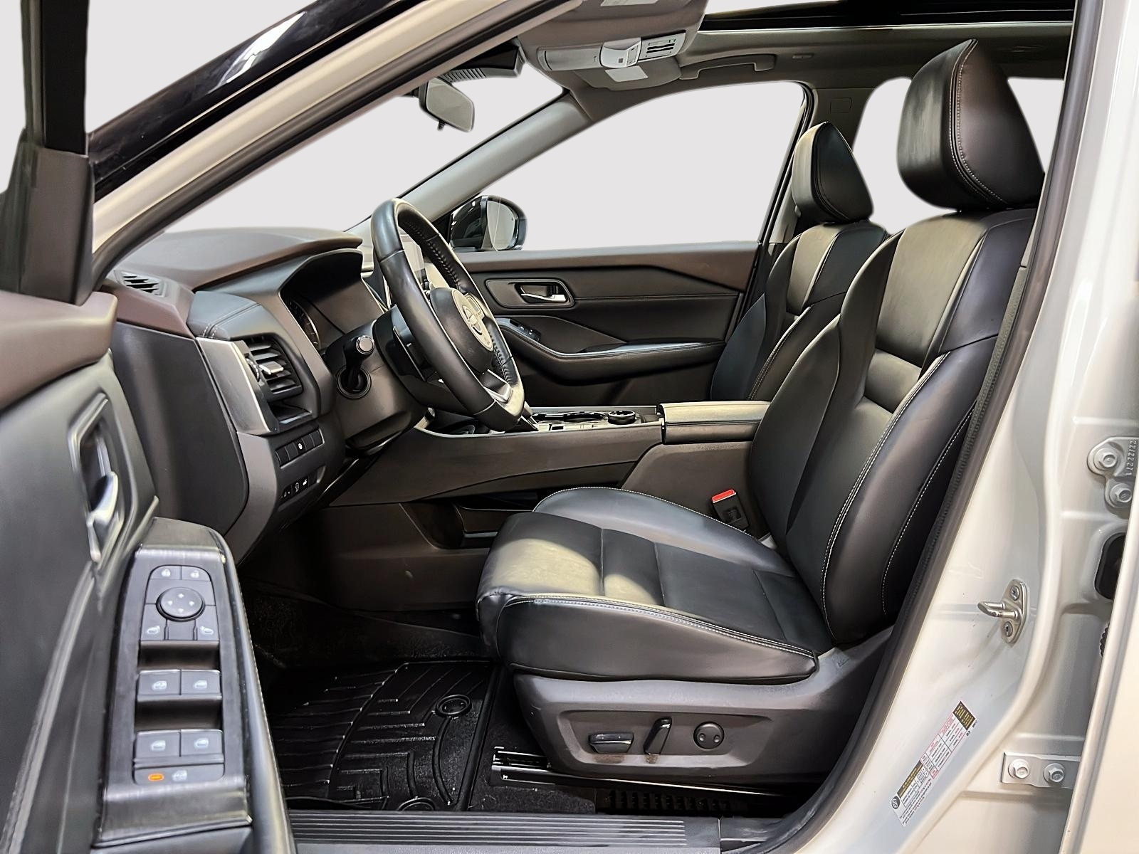 Nissan Rogue SV MIDNIGHT CUIR TOIT PANO 4RM 2023 — photo 7