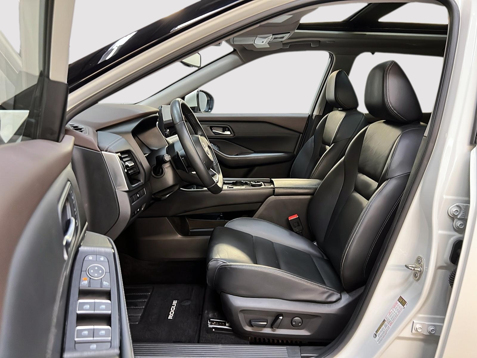 Nissan Rogue SL CUIR TOIT PANO NAV 4RM 2023 — photo 7