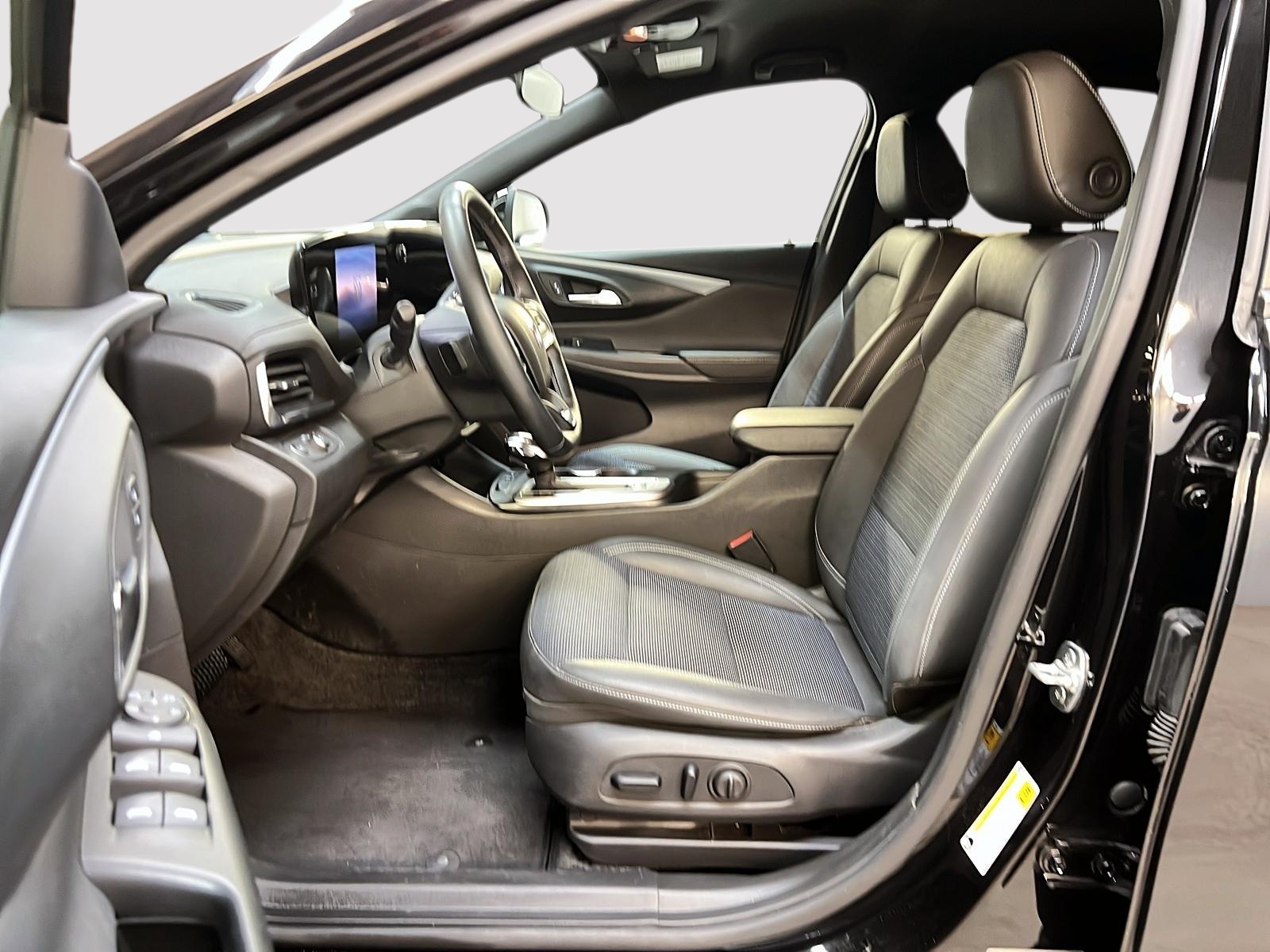 Buick Envista PREFERRED 2024 — photo 7