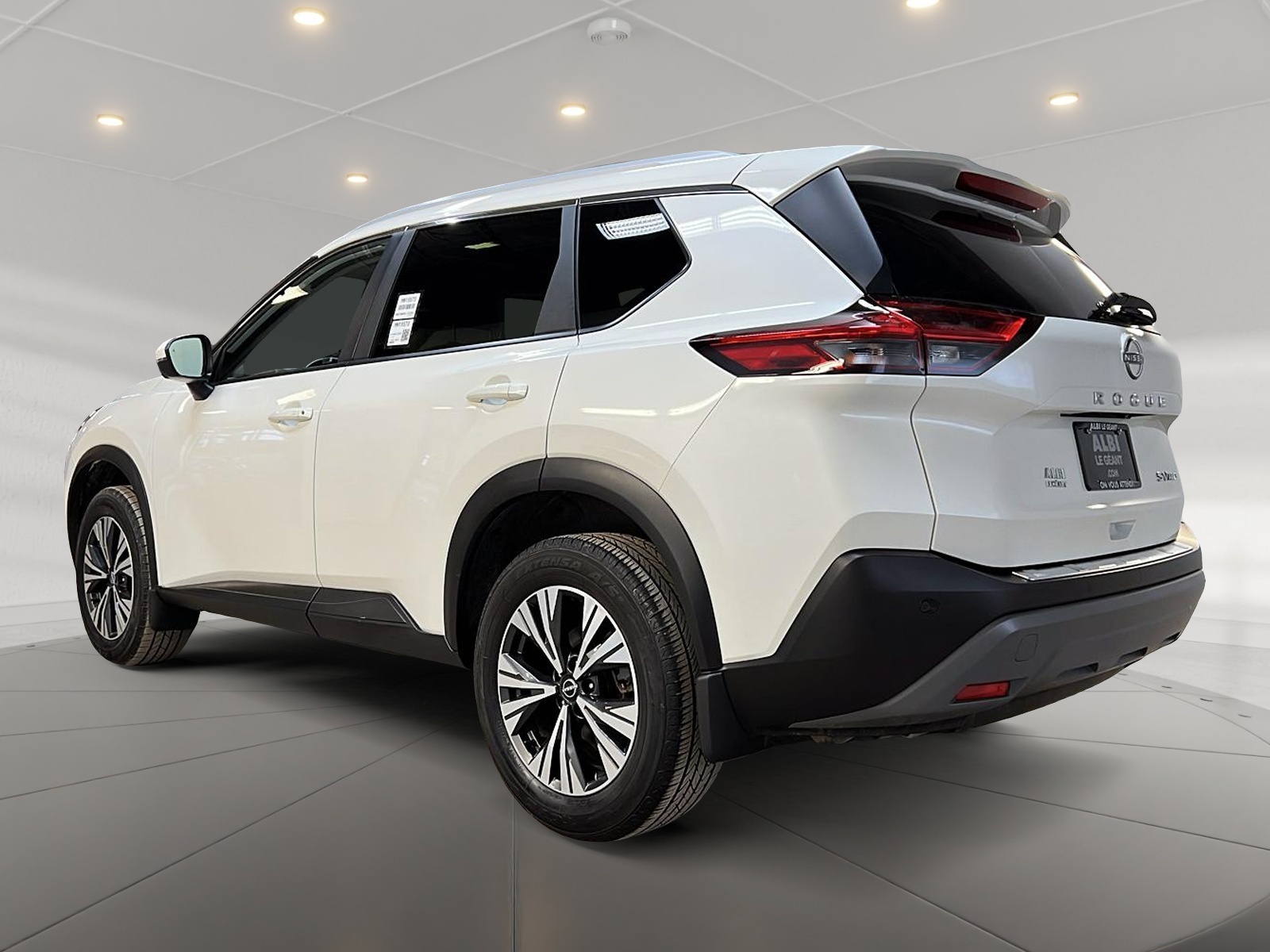 Nissan Rogue SV TOIT PANO 4RM 2023 — photo 6