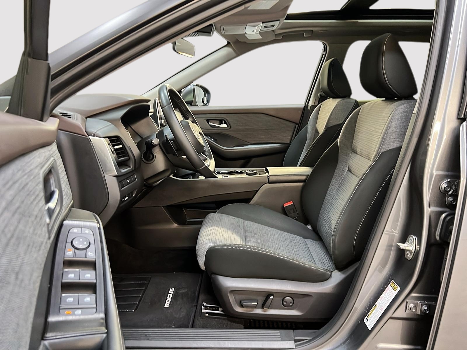 Nissan Rogue SV TOIT PANO 4RM 2023 — photo 7