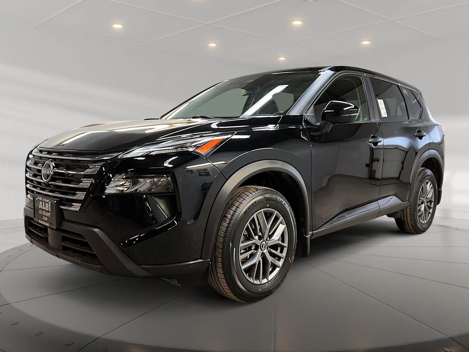 Nissan Rogue S 4RM 2024