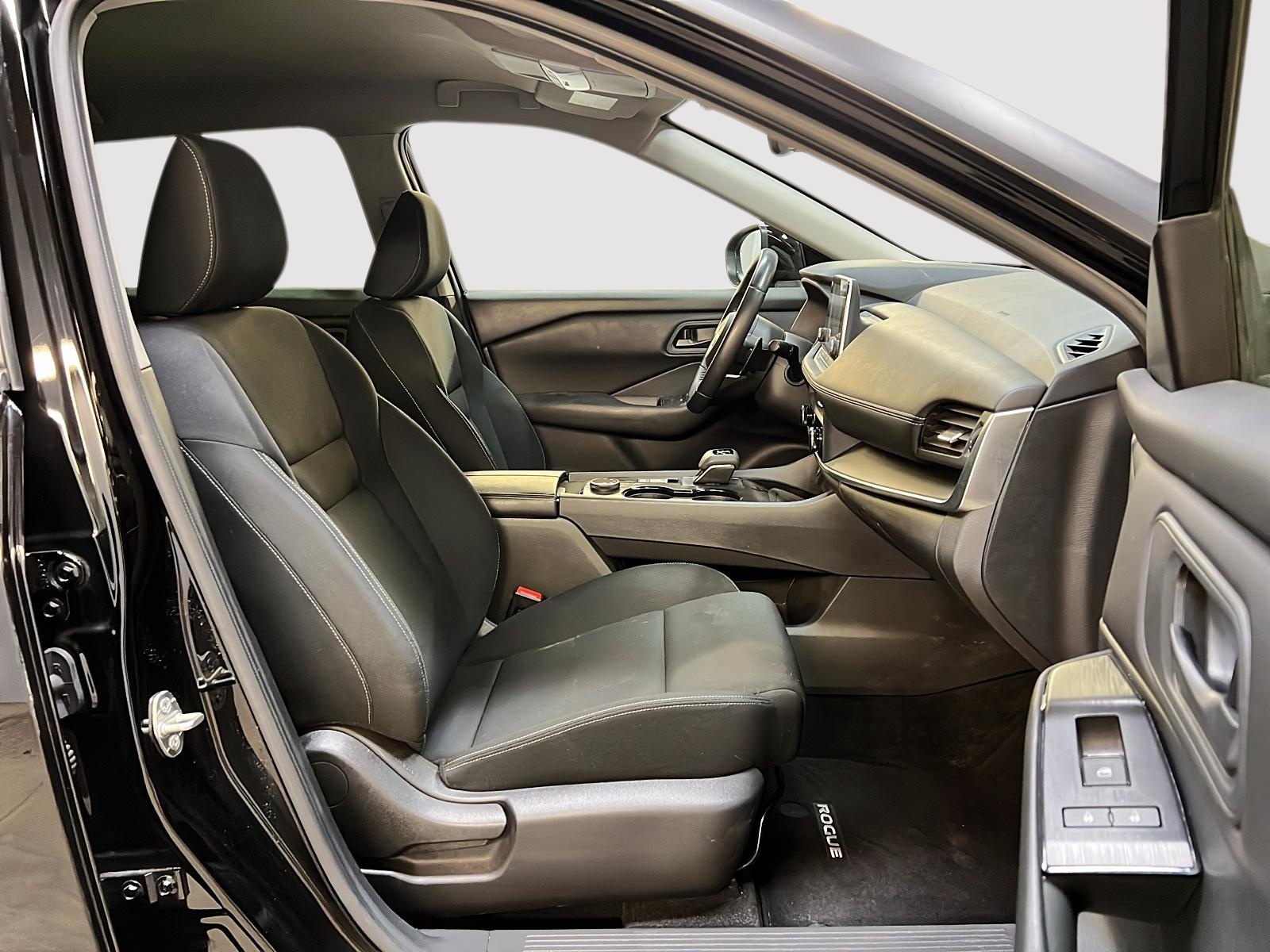 Nissan Rogue S 4RM 2024 — photo 8
