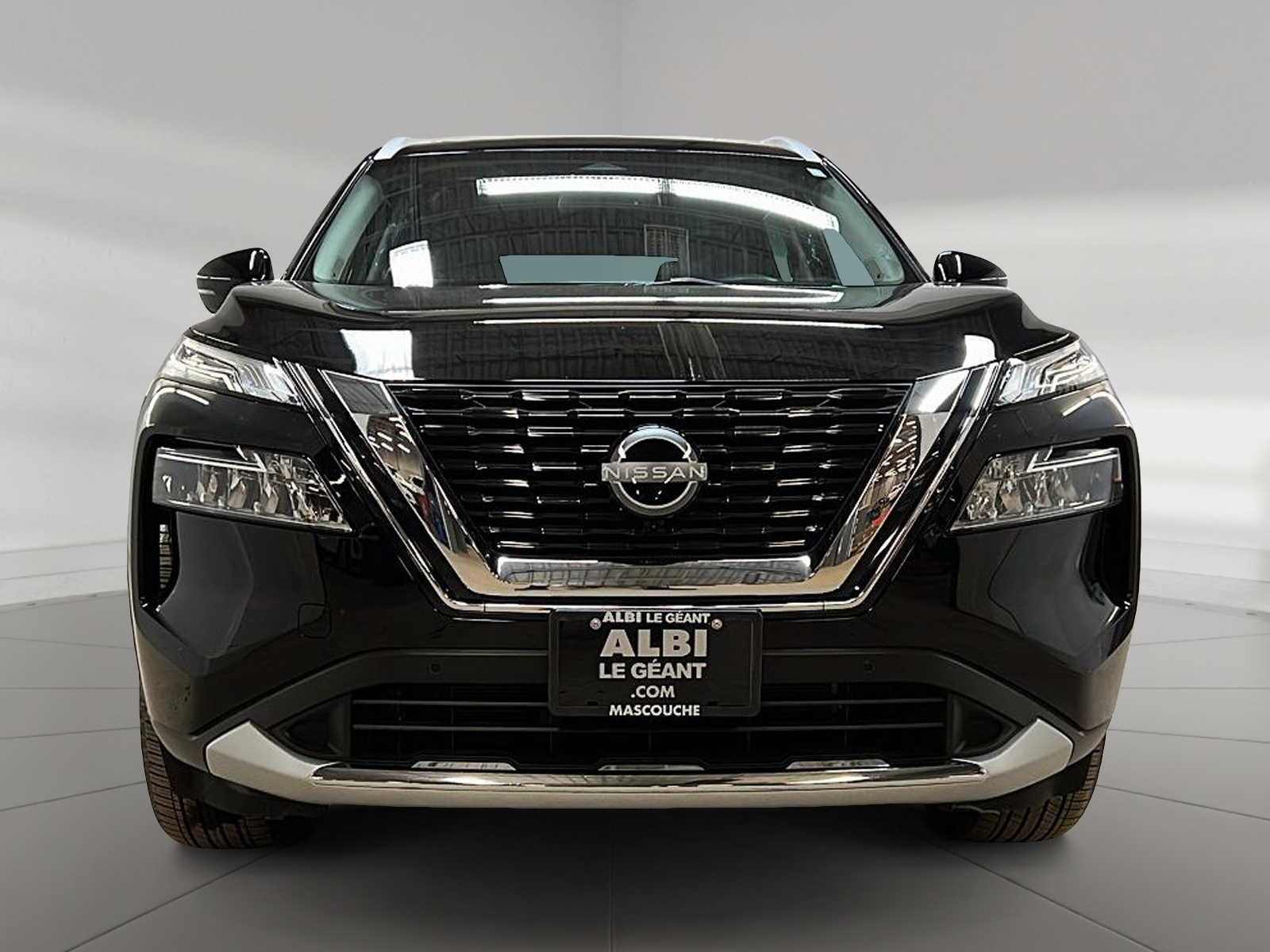 Nissan Rogue PLATINUM CUIR TOIT PANO NAV 4RM 2023 — photo 2