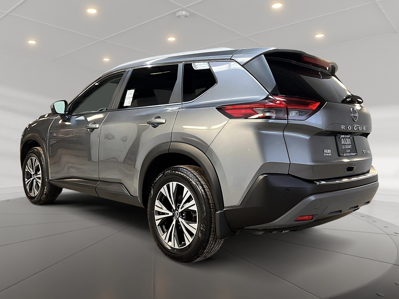 Nissan Rogue SV TOIT PANO 4RM 2023 — photo 6