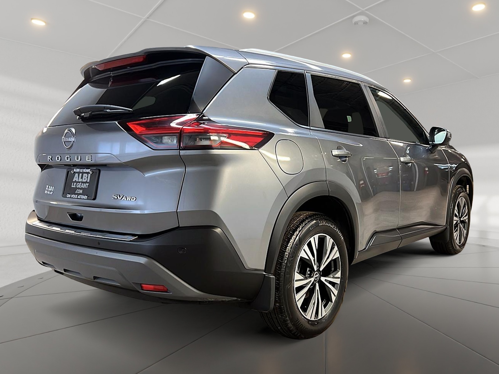 Nissan Rogue SV TOIT PANO 4RM 2023 — photo 4