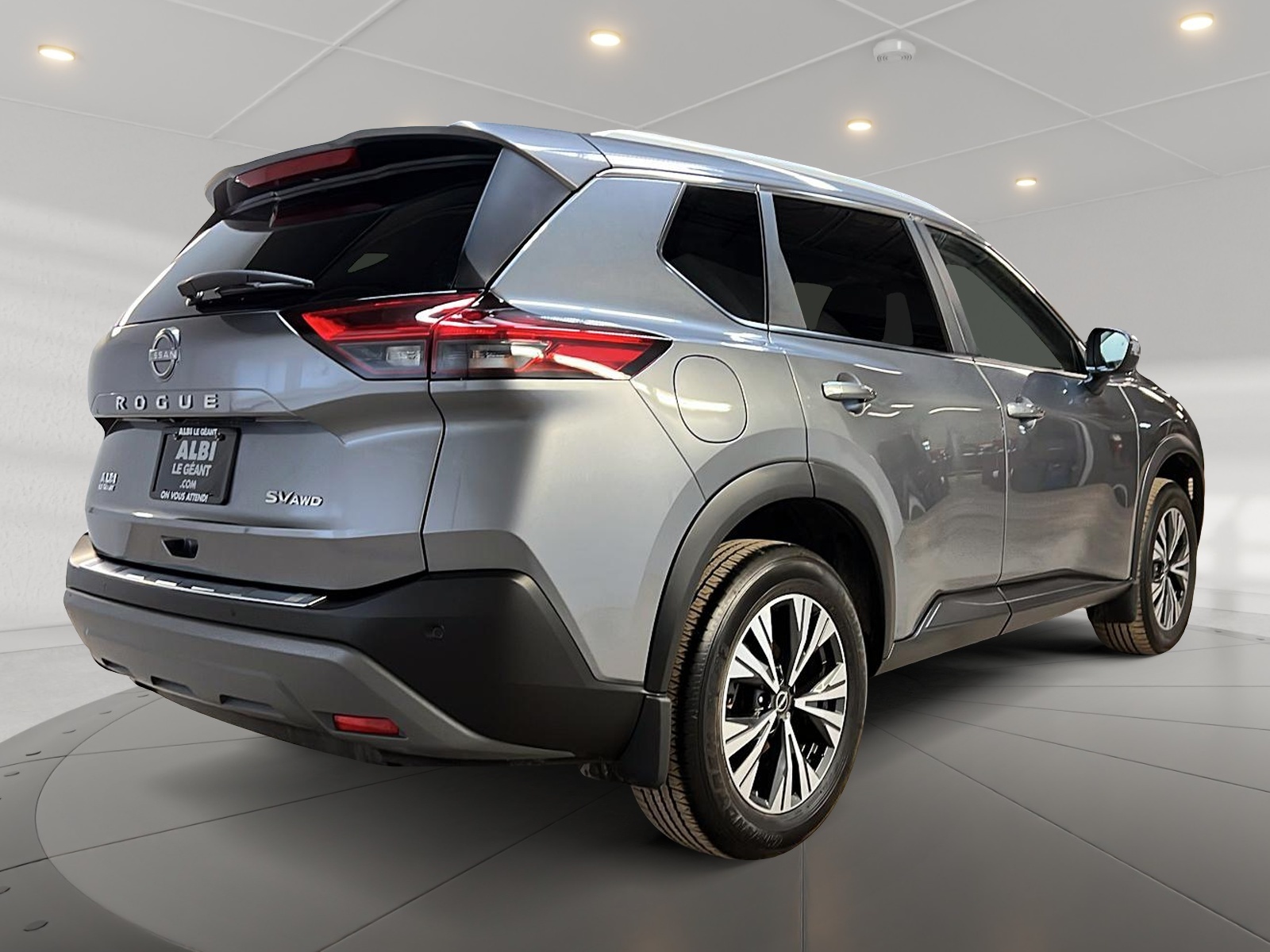 Nissan Rogue SV TOIT PANO 4RM 2023 — photo 4