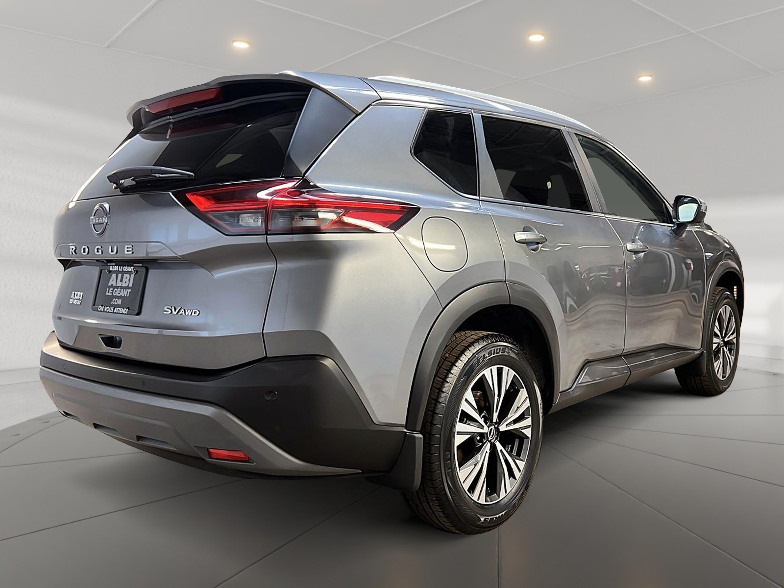 Nissan Rogue SV TOIT PANO 4RM 2023 — photo 4