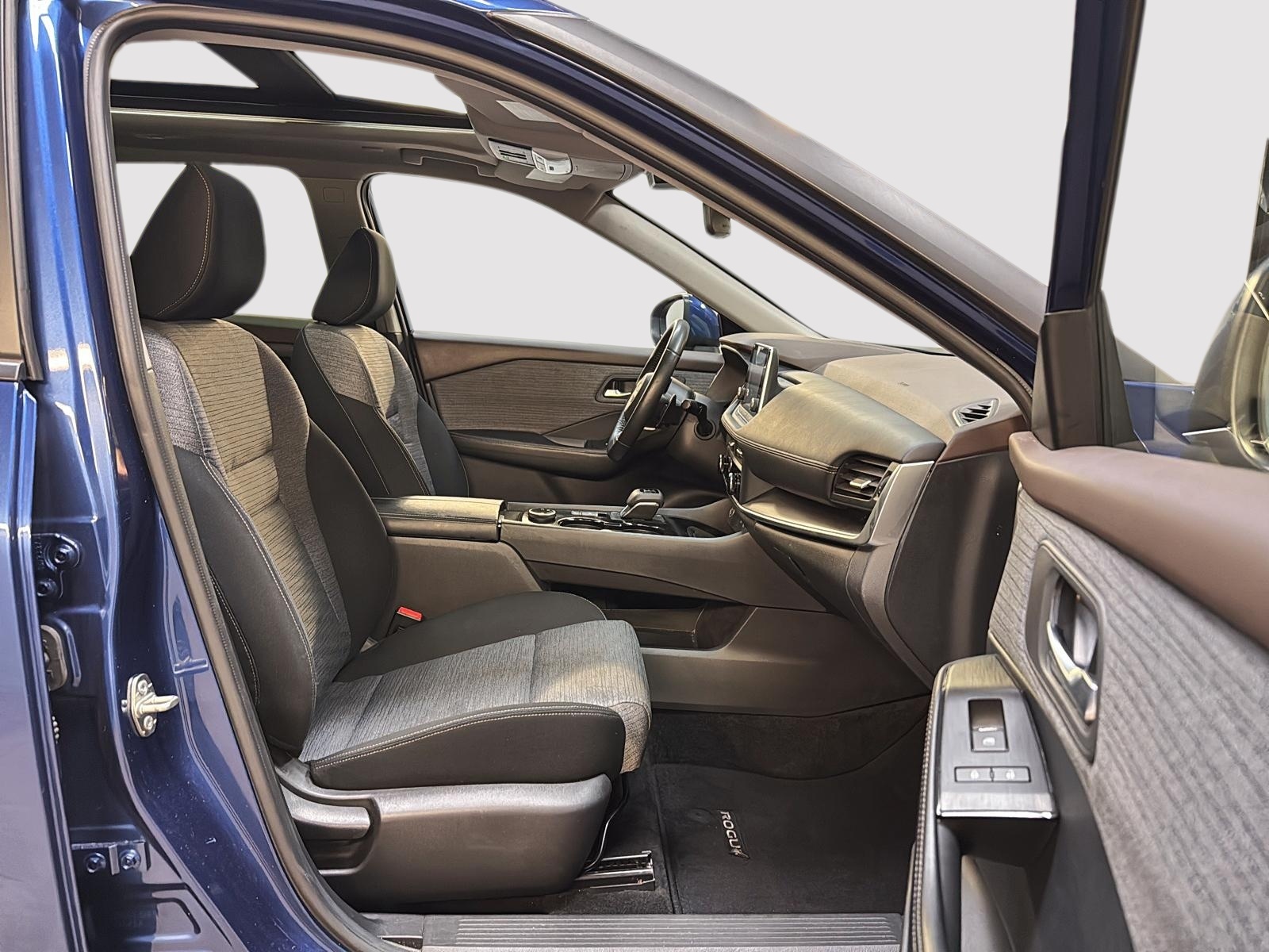 Nissan Rogue SV TOIT PANO 4RM 2023 — photo 8
