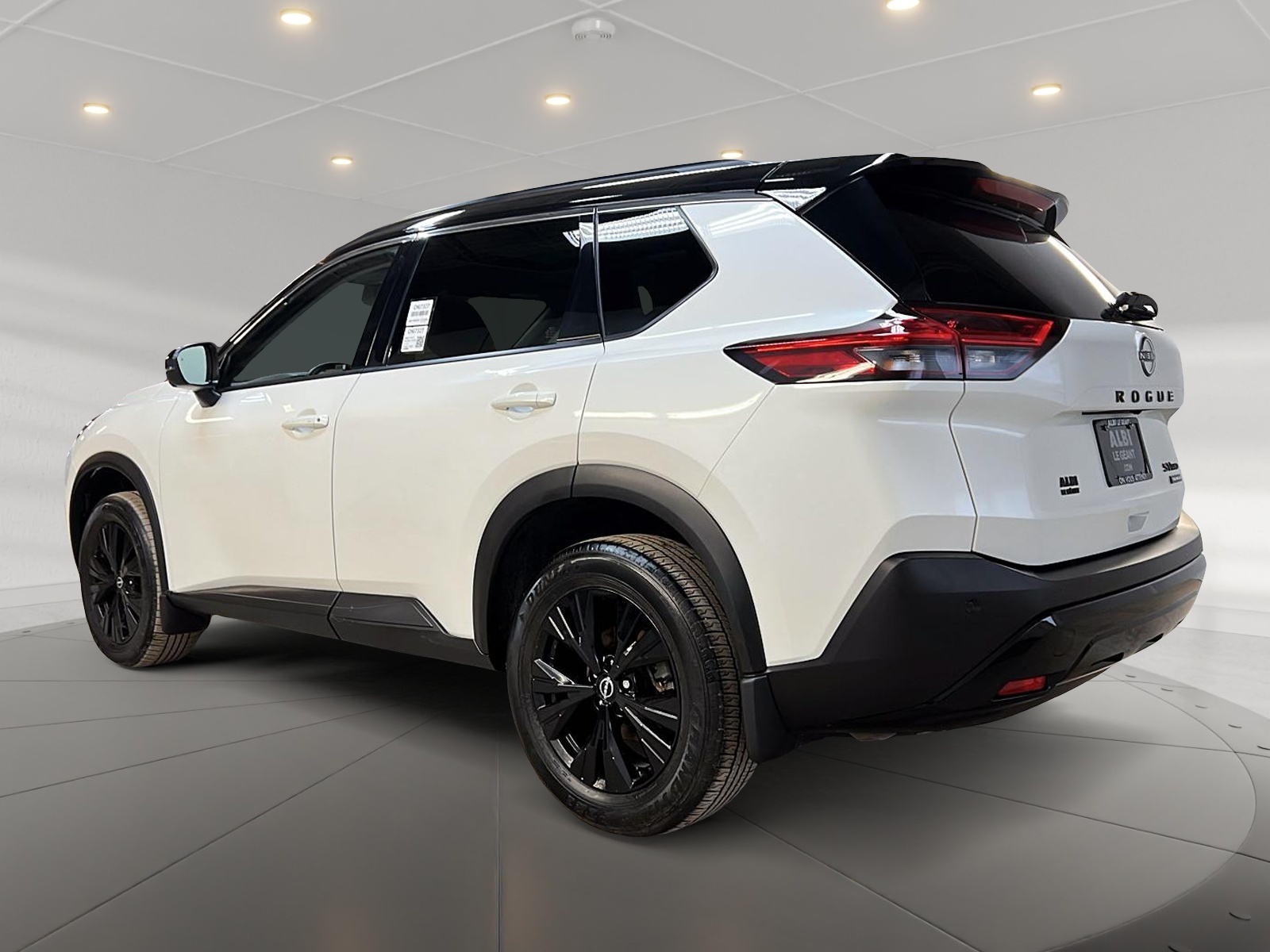 Nissan Rogue SV MIDNIGHT CUIR TOIT PANO 4RM 2023 — photo 6