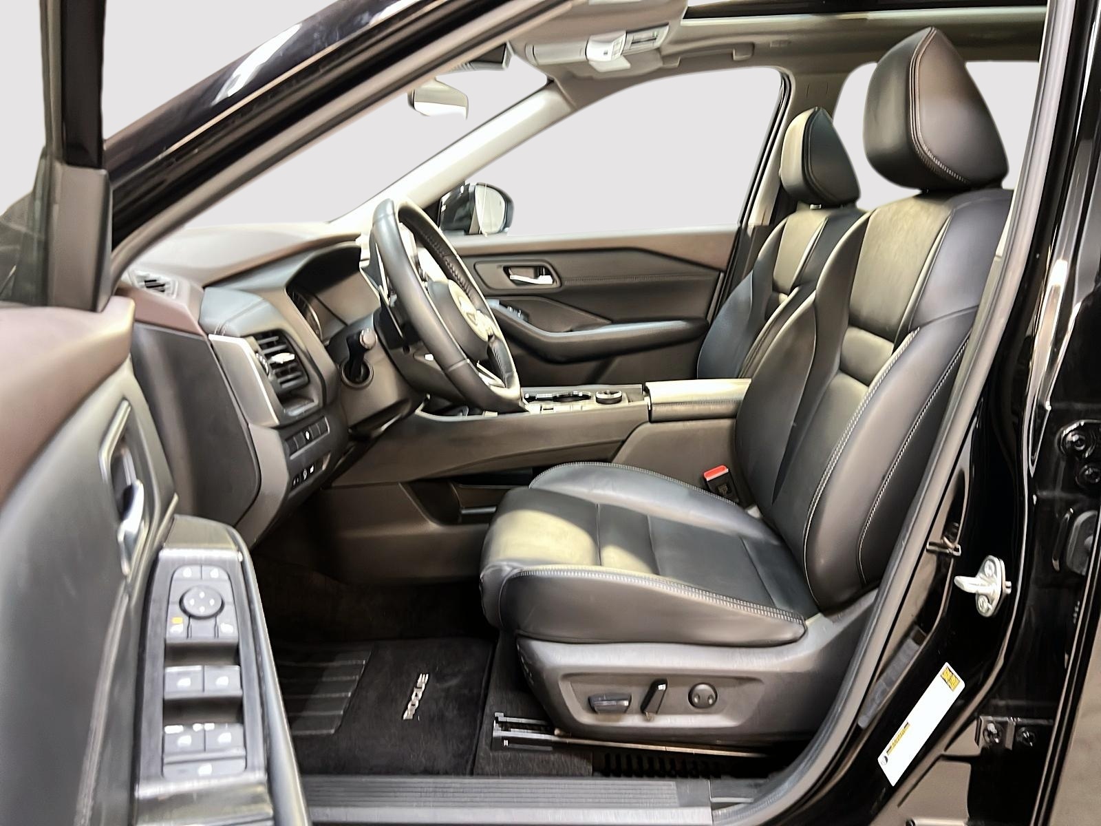 Nissan Rogue SV MIDNIGHT CUIR TOIT PANO 4RM 2023 — photo 7