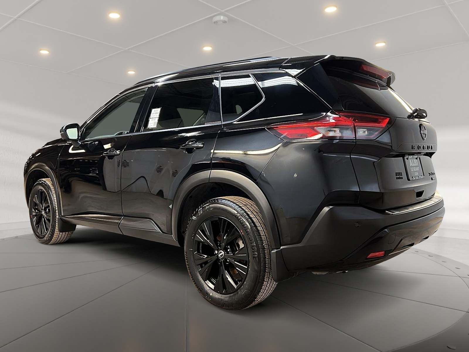 Nissan Rogue SV MIDNIGHT CUIR TOIT PANO 4RM 2023 — photo 6