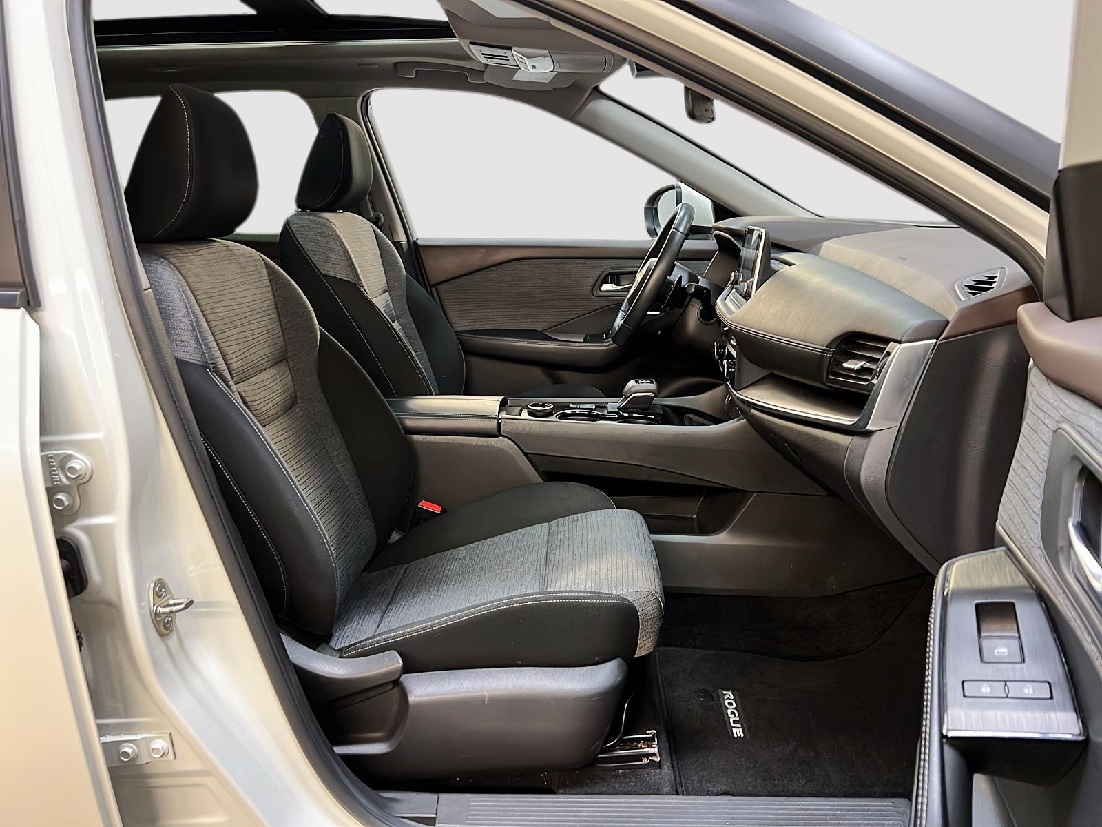 Nissan Rogue SV TOIT PANO 4RM 2023 — photo 8