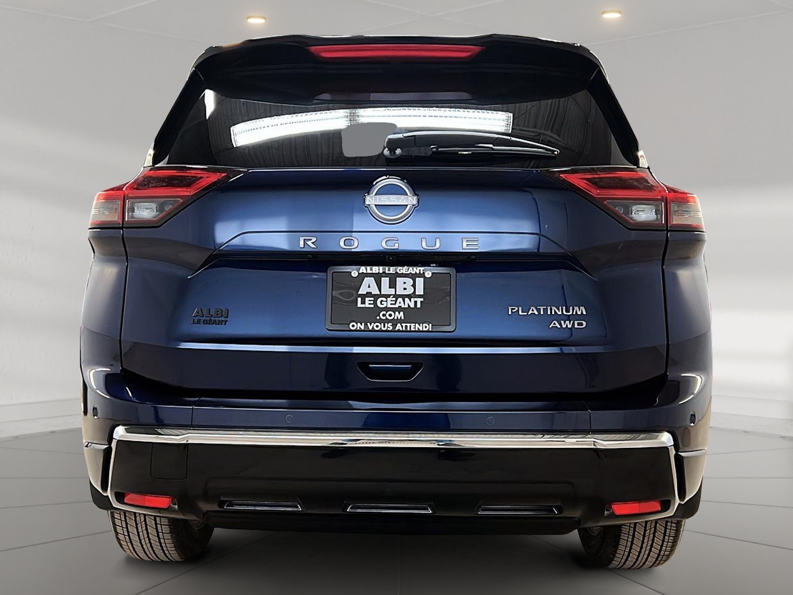 Nissan Rogue PLATINUM TECH CUIR TOIT PANO NAV 4RM 2025 — photo 5