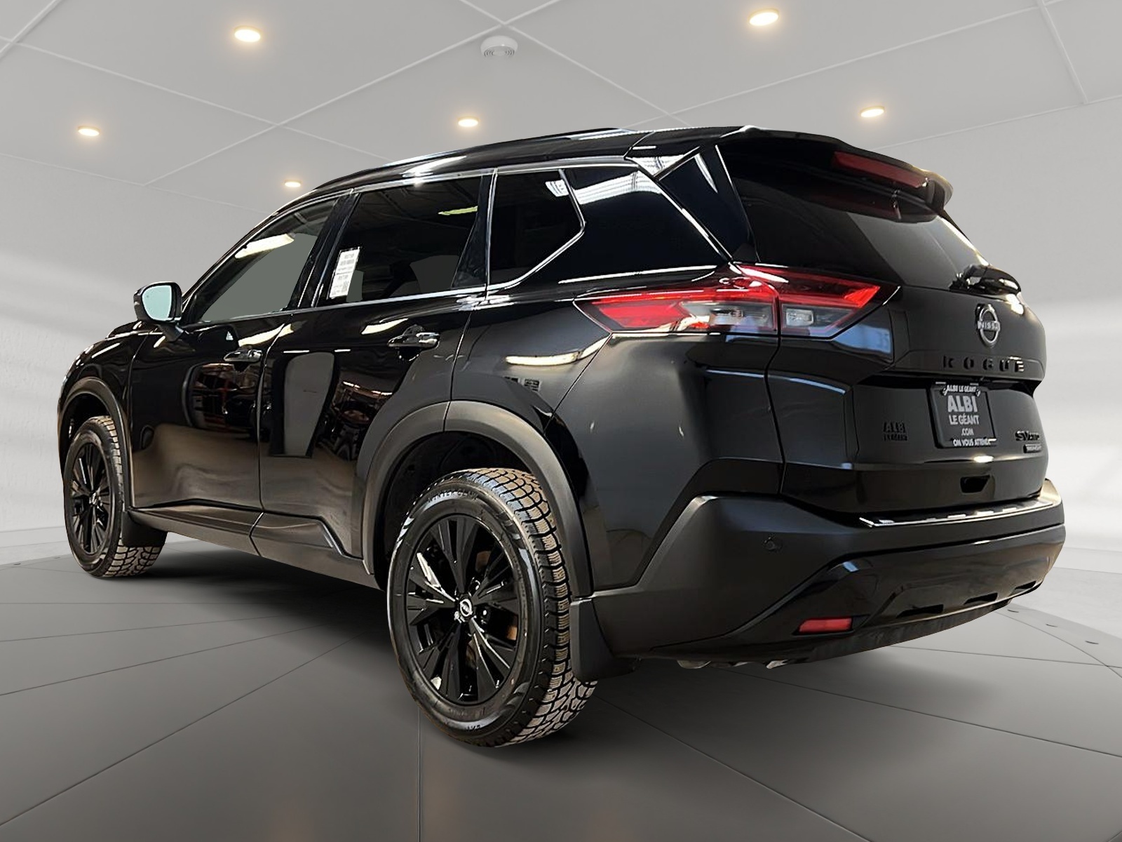 Nissan Rogue SV MIDNIGHT CUIR TOIT PANO 4RM 2023 — photo 6