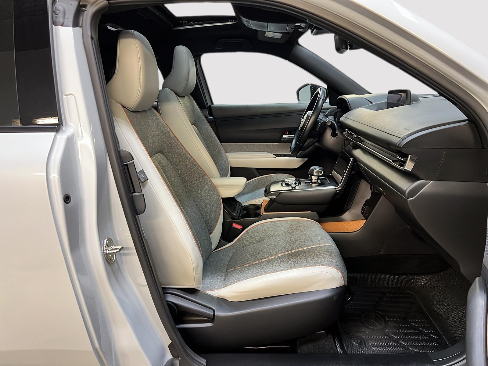 Mazda MX-30 GT TOIT NAV 2022 — photo 8
