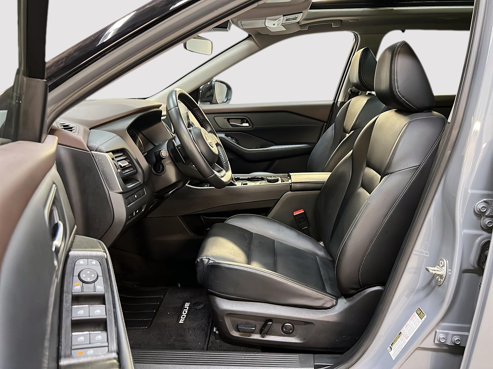 Nissan Rogue SV MIDNIGHT CUIR TOIT PANO 4RM 2023 — photo 7